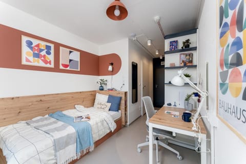 Bed, Photo of the whole room, Bedroom