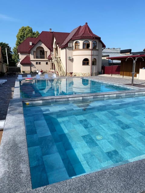 Property building, Swimming pool
