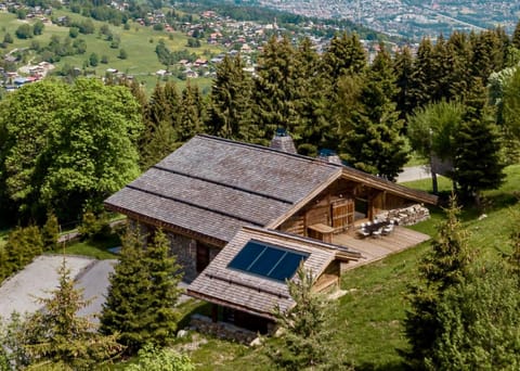 Property building, Spring, Day, Natural landscape, Mountain view