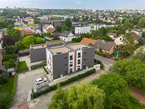 Property building, Neighbourhood, Natural landscape, Bird's eye view, View (from property/room), Other, City view, Street view, Location, Quiet street view, Inner courtyard view, Parking
