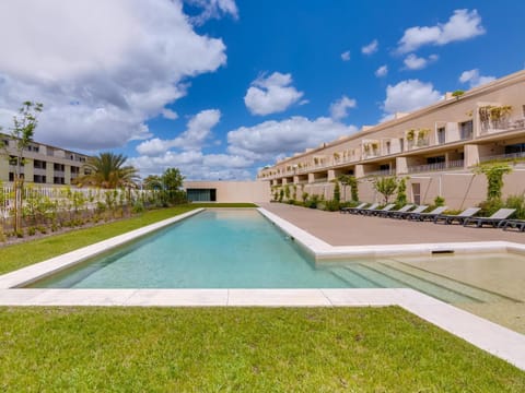 Garden, Swimming pool, sunbed