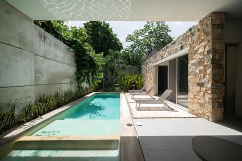 Patio, Swimming pool