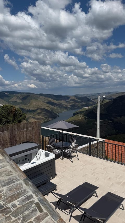 Hot Tub, Balcony/Terrace