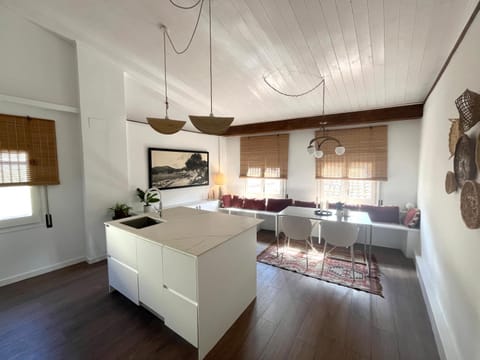 Kitchen or kitchenette, kitchen, kitchen