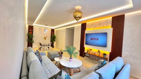 Communal lounge/ TV room, TV and multimedia, Living room, Seating area