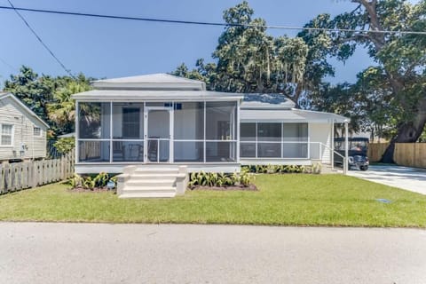 Property building, Spring, Day