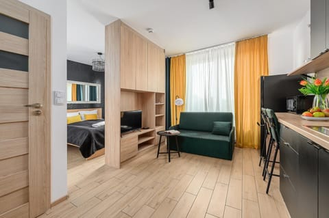 TV and multimedia, Living room, Seating area, Bedroom, kitchen