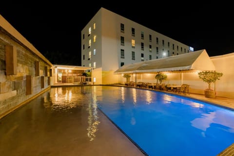 Property building, Night, Swimming pool, Swimming pool