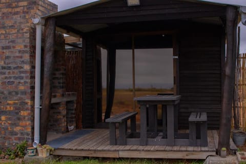 Patio, BBQ facilities, Balcony/Terrace, Seating area, Dining area