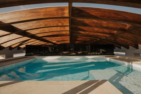 Balcony/Terrace, Spa and wellness centre/facilities, Pool view, Swimming pool