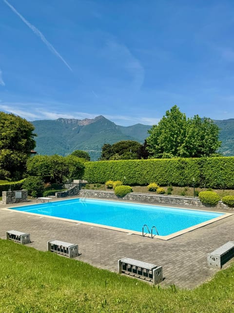Day, Natural landscape, Mountain view, Pool view, Swimming pool, Swimming pool