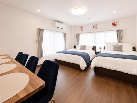Bed, Living room, Bedroom, air conditioner