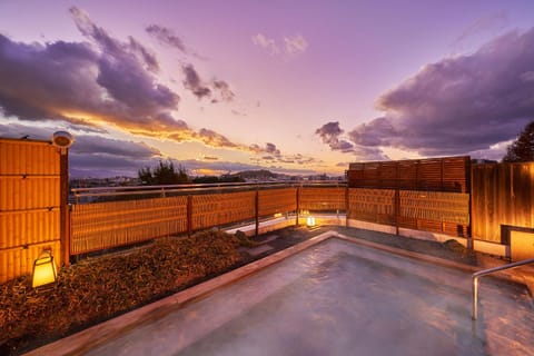 Hot Spring Bath