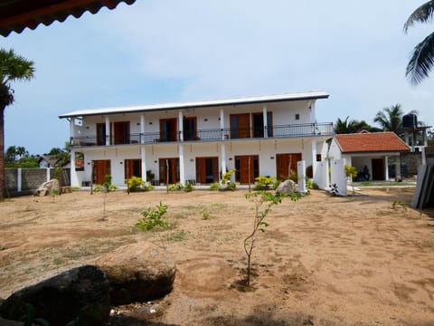 Property building, Day, Garden