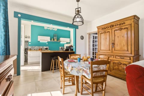 Meals, kitchen