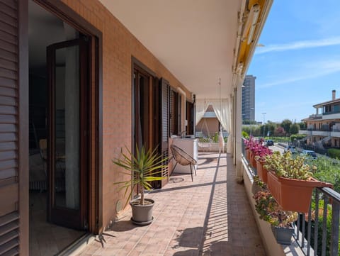 Balcony/Terrace, Balcony/Terrace