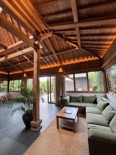 Living room, Garden view