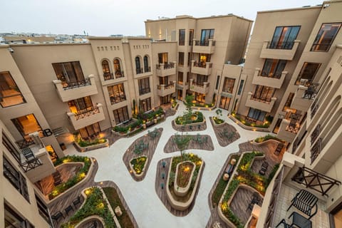 Natural landscape, Garden, Garden, Balcony/Terrace, Garden view