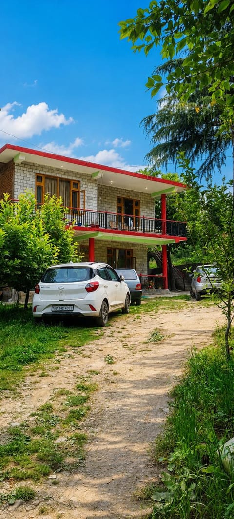 Property building, Parking