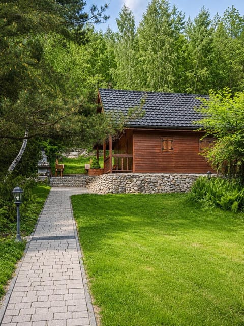 Property building, Garden, Balcony/Terrace, Garden view