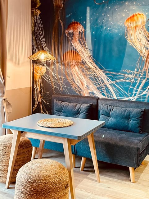 Living room, Seating area, furniture