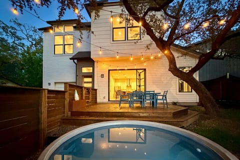 Patio, Night, Garden, Kitchen or kitchenette, Swimming pool