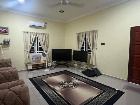 Living room, air conditioner