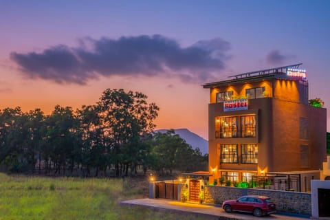 Property building, Natural landscape