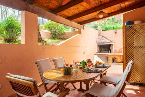 Patio, Dining area, fireplace