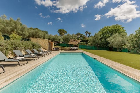 Seating area, Swimming pool