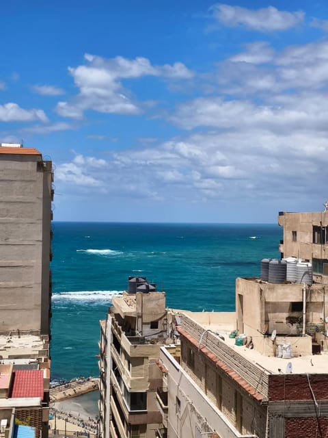 View (from property/room), Balcony/Terrace, Sea view, Swimming pool, Swimming pool