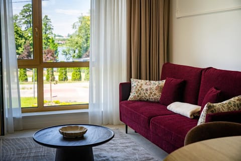 Living room, Lake view