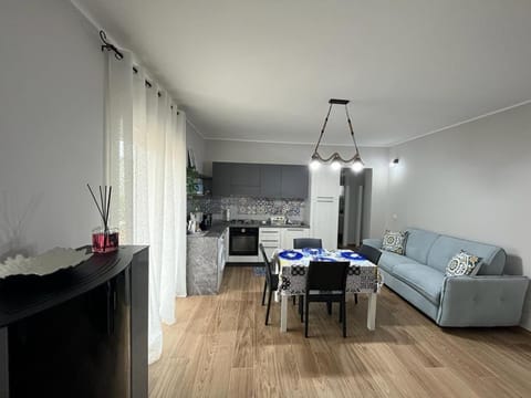 Kitchen or kitchenette, Living room, Dining area, kitchen