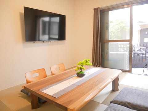 Living room, Diving