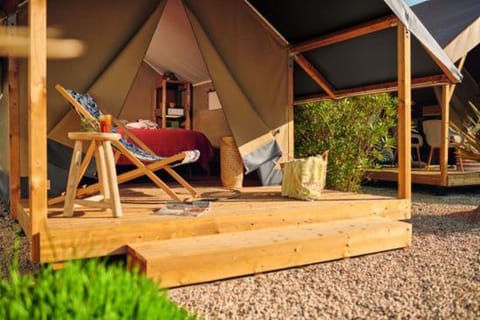 Camping Du Paquier Fané Campground/
RV Resort in Bourgogne-Franche-Comté