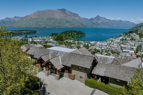 Property building, Lake view