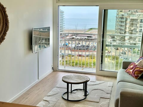 Living room, Sea view