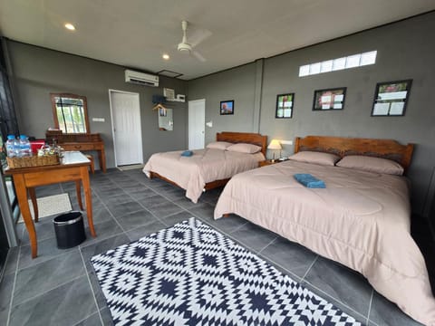 Bed, Photo of the whole room, Decorative detail, Bedroom