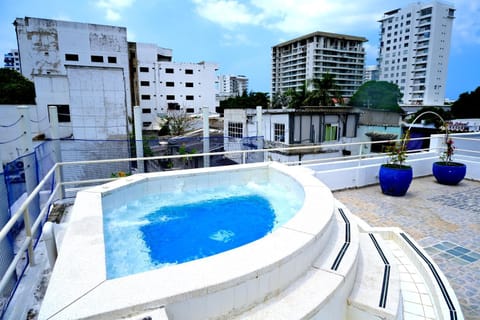 Property building, Hot Tub