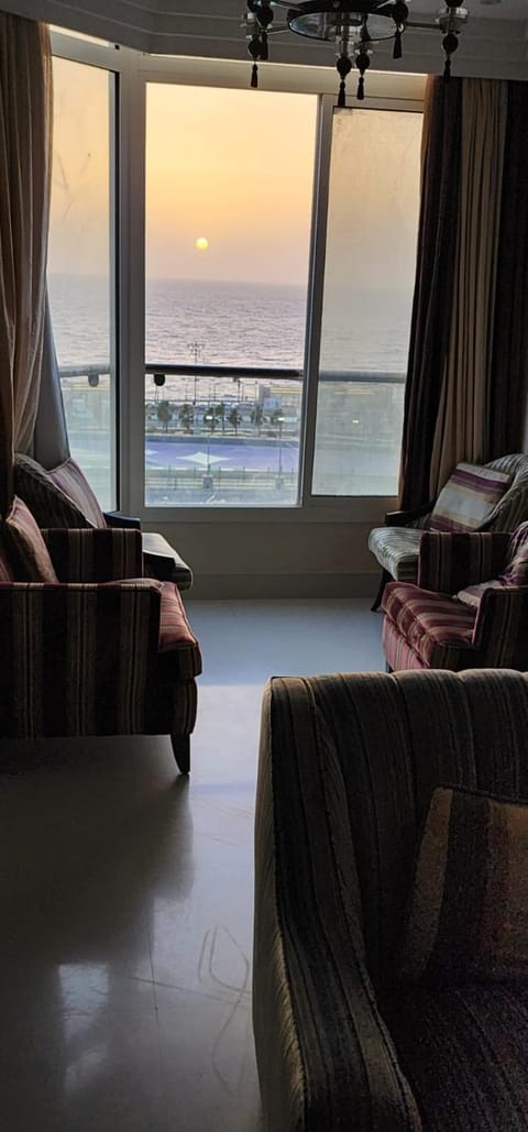 Natural landscape, Living room, Seating area, Sea view, Sunrise, Sunset