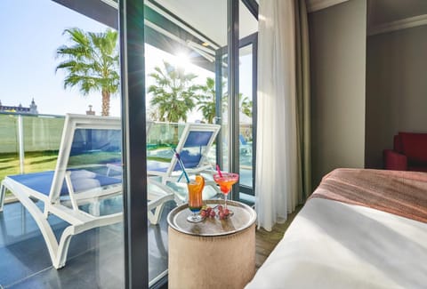 Patio, Bed, Day, View (from property/room), Balcony/Terrace, Bedroom, Garden view, sunbed