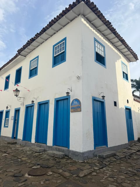 Property building, Restaurant/places to eat, Facade/entrance