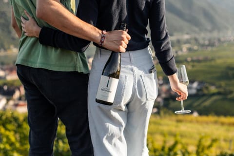 People, Natural landscape, Alcoholic drinks