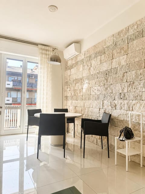 Dining area, air conditioner