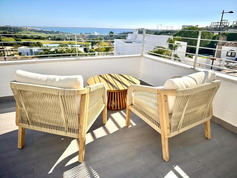 View (from property/room), Balcony/Terrace, Seating area, Sea view