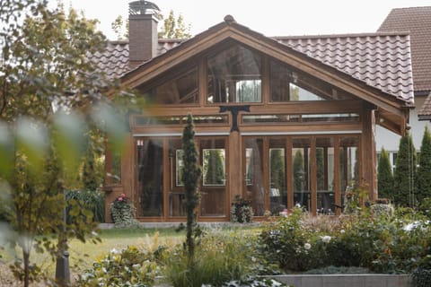 Property building, Spring, Day, Garden, Garden view