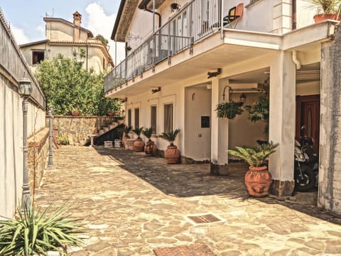 Facade/entrance, Garden