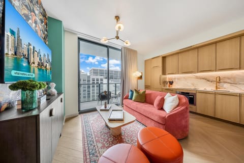 TV and multimedia, Kitchen or kitchenette, Living room