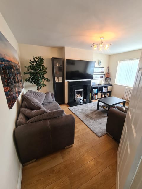 Communal lounge/ TV room