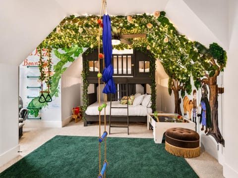 Bedroom, children, bunk bed, Family